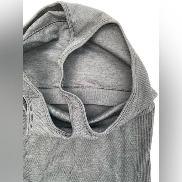 Lululemon Seamlessly Covered Tank Heathered Black - Picture 14 of 16